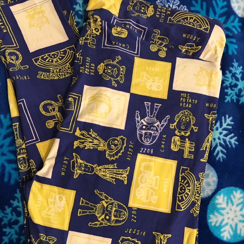 LuLaRoe Disney Toy Story Leggings TC2
